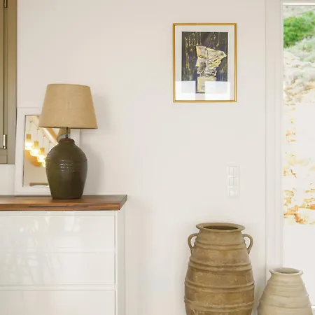 Lazuli - Golden Villa Marpissa