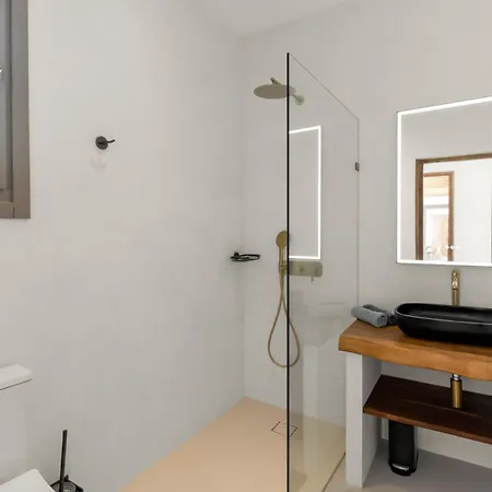 Lazuli - Golden Marpissa