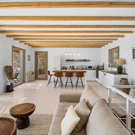 Lazuli - Golden Villa Marpissa