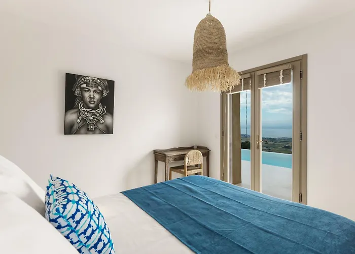 Lazuli - Golden Marpissa